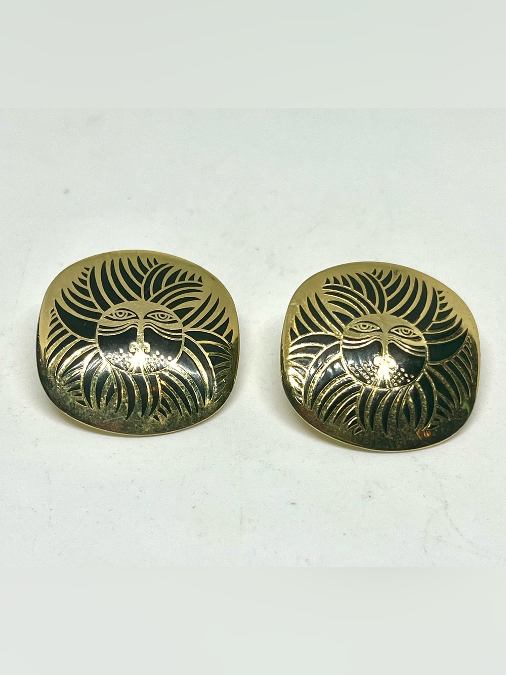 Laurel Burch Eskimo Lion Earrings